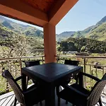 Koman_lakeview_apartments * Shkodër